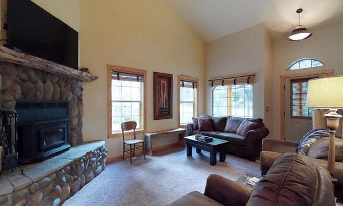 McCall House | Rio Vista Family Cabin