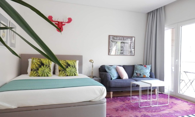 Santo Amaro Apartment | Ripple - near Congress Centre & River- A/C, swimming, pool, secure parking