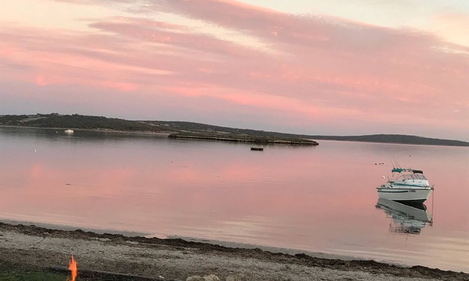 Lake Wangary House | Rising Tide Beach House - Mount Dutton Bay