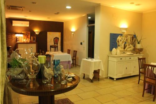 Laura Apartment | Ristorante Brezza Marina