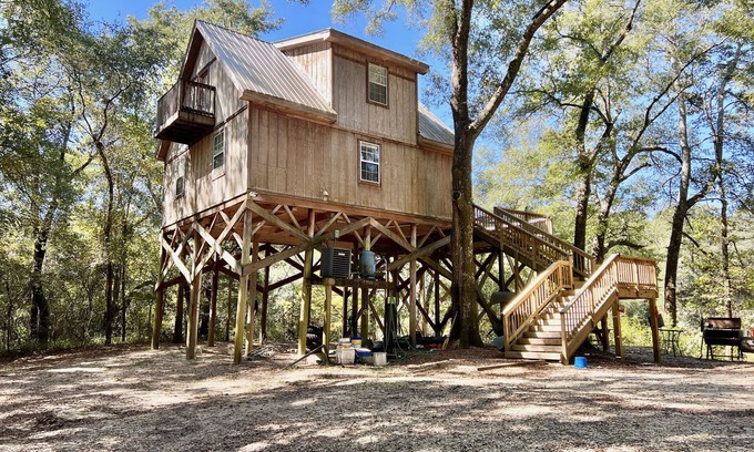 Hartford Cabin | River Cabin