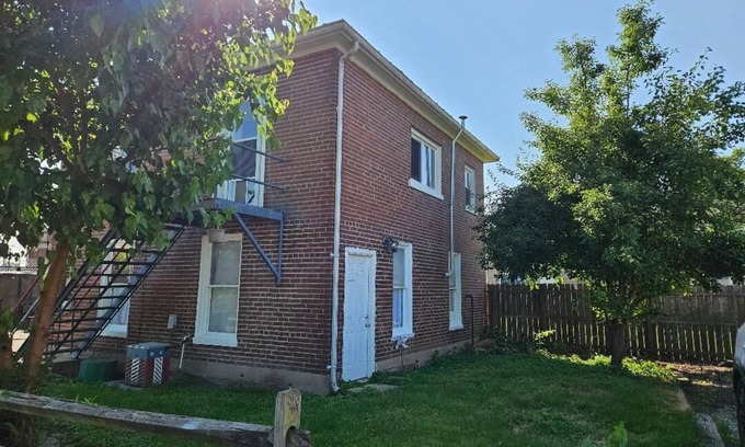 Lawrenceburg House | River City Escape