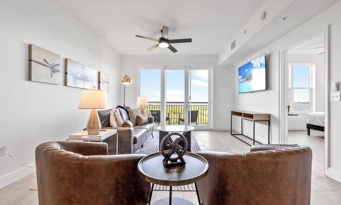 Merritt Island Condo | RIVER FLY IN: The Cocoa, Launchpad Lookout View