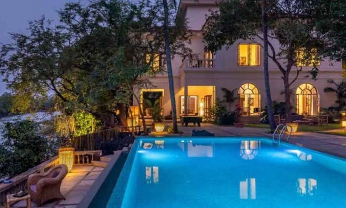 Nerul House | River Mansion Villa