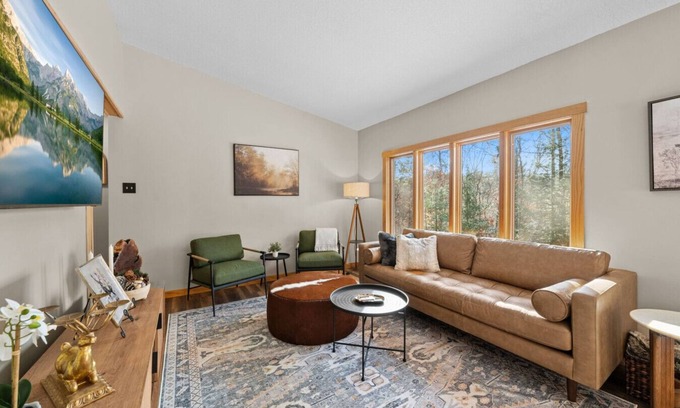 Webster House | Riverbend Retreat Yellow River 2 Bd 1 ba 7 acres