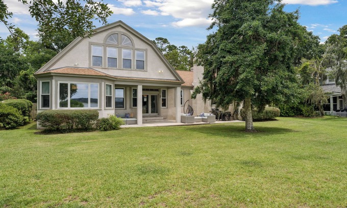 Savannah House | Riverfront 7 BR/5 BA Estate+Dock