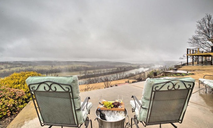 Cotter House | Riverfront Arkansas Retreat Near Fishing and Hiking!