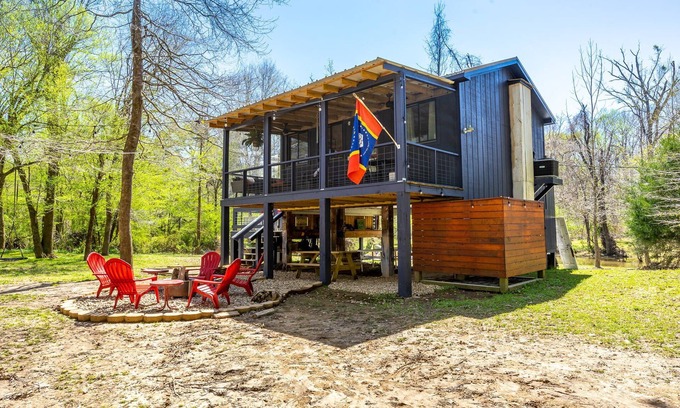 Summit Cottage | Riverfront Cottage - Get Away from It All!