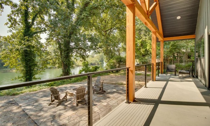 Mountain Home House | Riverfront Salesville Cabin Rental with Shared Dock!