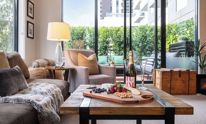 Southbank Apartment | Rivergarden Apartment
