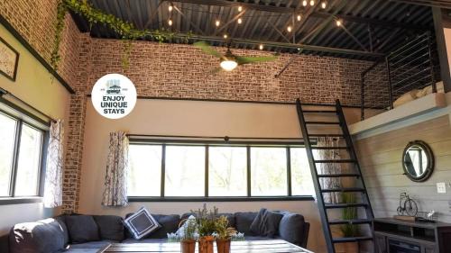 Niles Apartment | Rivers Edge Lofts - Unit 6