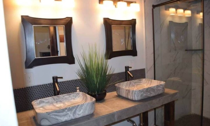 Niles Apartment | Rivers Edge Lofts - Unit 9