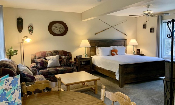 Bozeman House | Rivers Suite