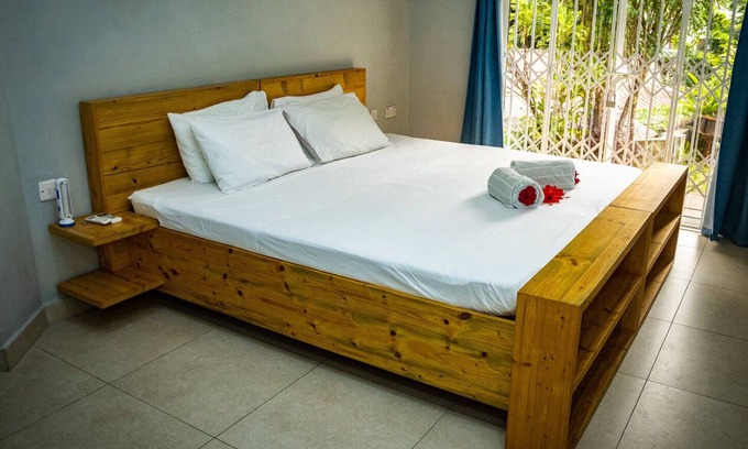 Beau Vallon Apartment | RIVERSIDE RESIDENCE Beau Vallon