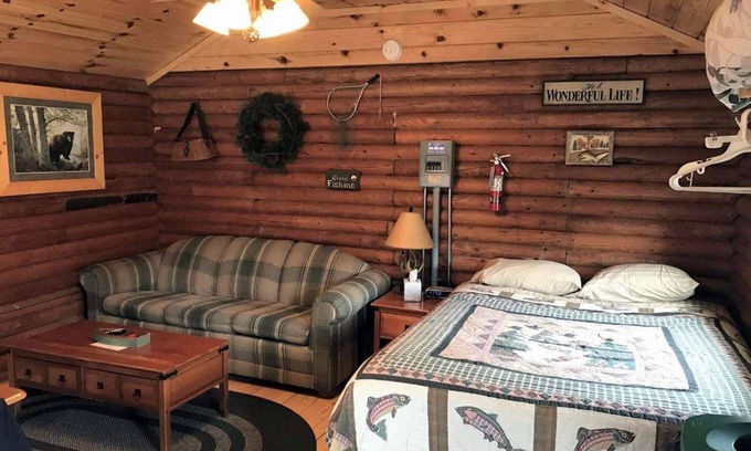 Long Lake Cabin | Riverside Retreat - Cozy Cabin #2