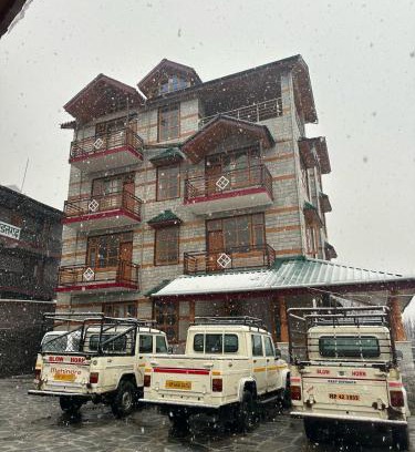 Manali House | Riverstone Homestay- Manali