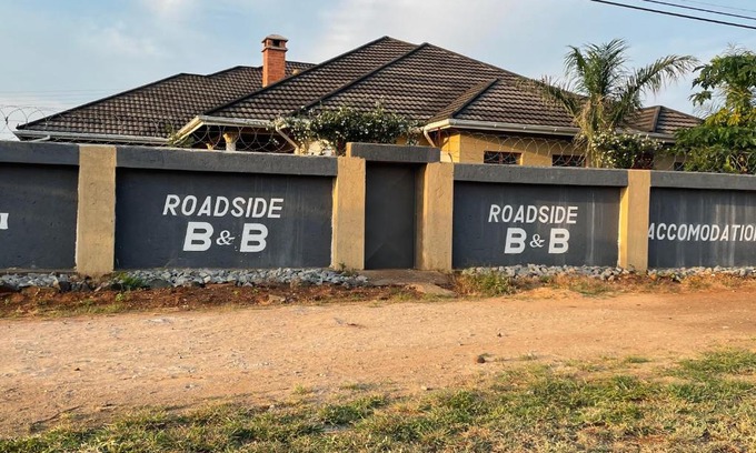 Lavumisa Bed & Breakfast | ROADSIDE B&B