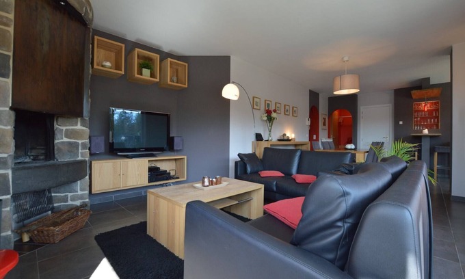 Malmedy Apartment | Robertville Lakeview Escape