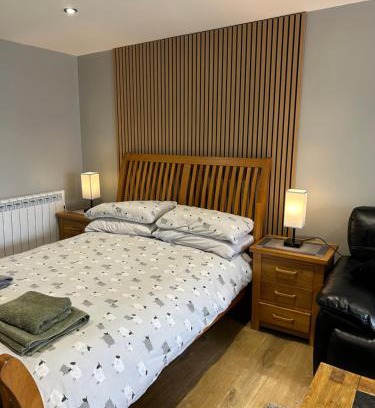 Ammanford Apartment | Roblins Nest