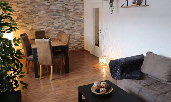 Strehlen Apartment | Robs Ferienwohnung