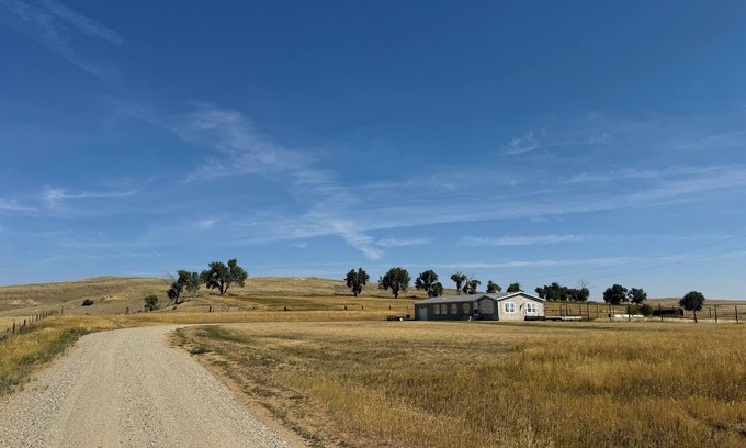 Buffalo House | Rock Creek Retreat on 35 Peaceful Acres
