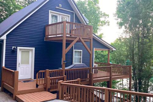 Big Creek House | Rock The Dock