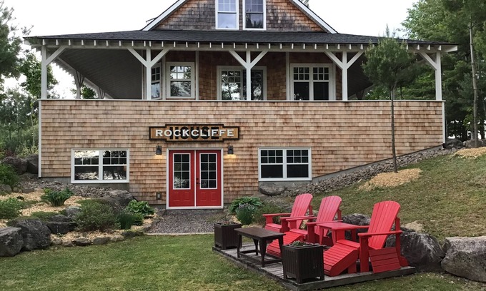 Muskoka Lakes Cottage | Rockcliffe House, Private Guest Suite on Brandy Lake