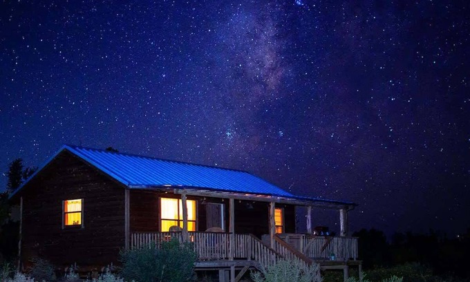 Fredericksburg Cabin | Rocky Ridge Cedar Cabin W/Hot Tub & Amazing Views
