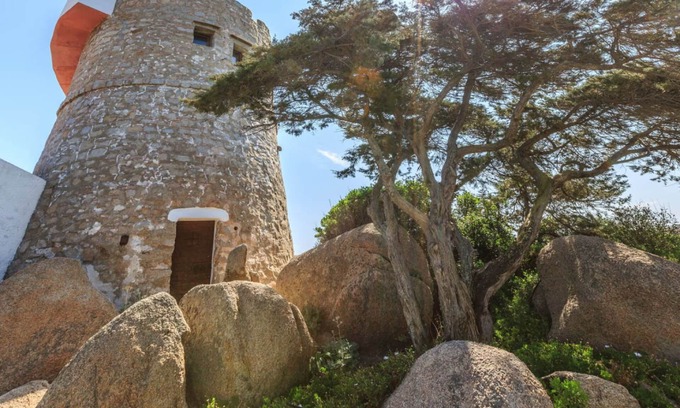 Capo Testa Apartment | Romantic Old Middle Ages Tower at Sardinia Coast