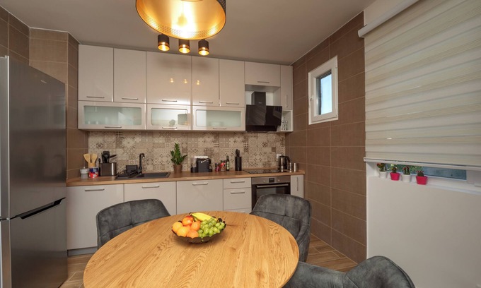 Bar Apartment | Romantic apartment with two bedrooms located 100 meters from the city center