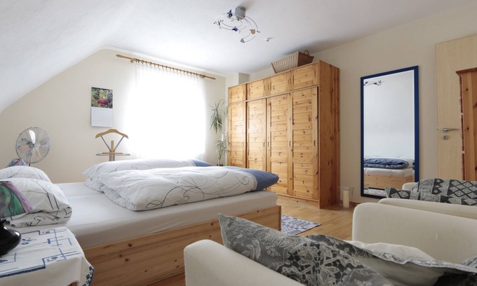Tauberbischofsheim Apartment | Romantic attic apartment (70sqm) directly on the Main - Tauber - Radach cycle path