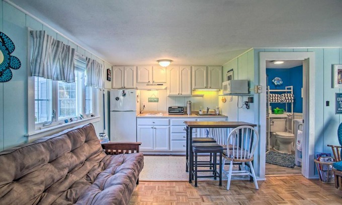 Dennis Port Apartment | Romantic Cape Cod Studio with Patio, Near Beaches