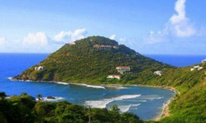 Hart Bay Cottage | Romantic Cottage: Stunning Ocean Views. Hot tub. Cruz Bay!