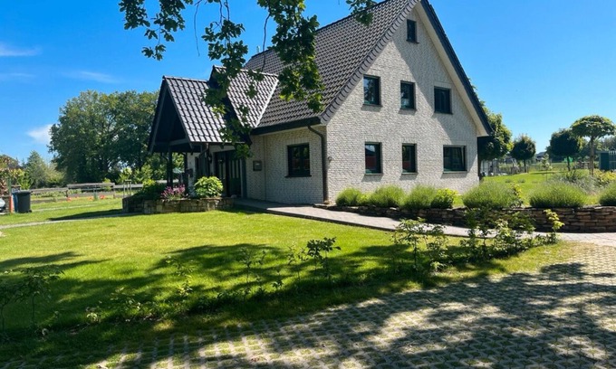 Mettingen Apartment | Romantic country house vacation apartment Relax with pony rides, carriage rides