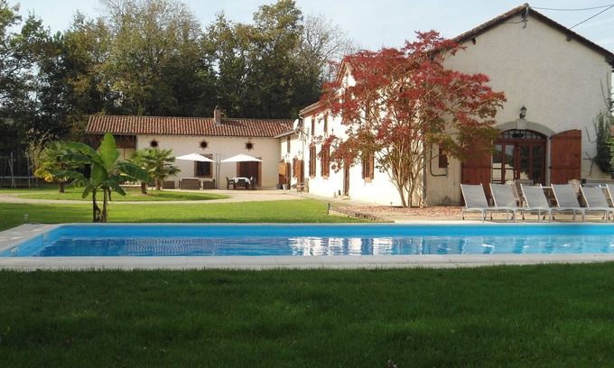Buzon House | Romantic family villa, big pool, garden and forest. Silence and space. WIFI.