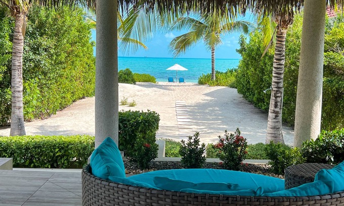 Leeward Settlement House | Romantic Getaway, LOWEST DENSITY on the Island, STAND ALONE BUNGALOWS!