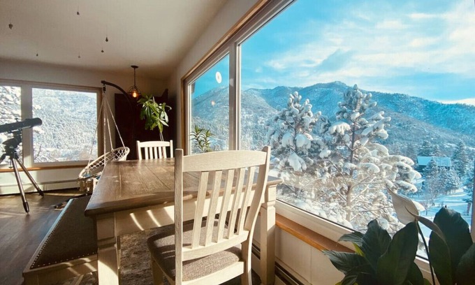 Cascade-Chipita Park House | Romantic Home w/Hot Tub, Mt. Views & Art
