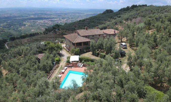 Giugnano Villa | Romantic Holiday Villa, pool Opens from April to October, for 18 people