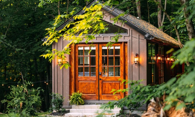 Laurelville Cabin | Romantic Luxe Cabin : Hot Tub, Private Trails : 32 Forested Acres : EV Charger
