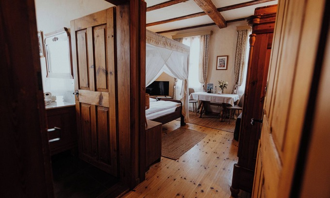Oppurg Other | Romantic Manor Positz - Romantic Room
