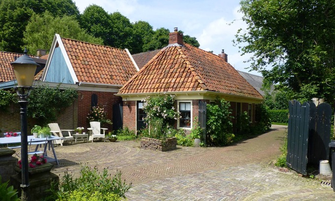 Tinallinge House | Romantic private house with sauna and steam bath