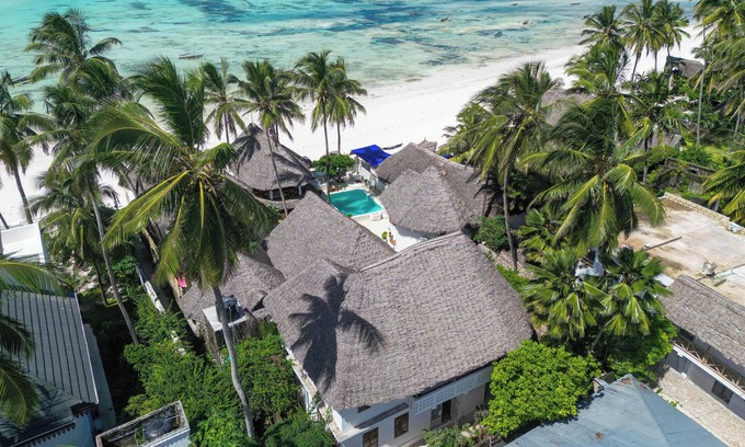 Jambiani Apartment | Romantic Two Bedroom Apartment