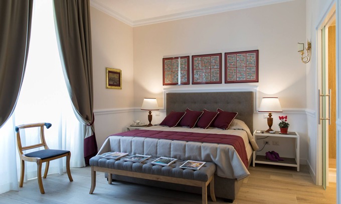 Prati Apartment | ROME BOUTIQUE APARTMENTS luxurious, just minutes from downtown and the Vatican.