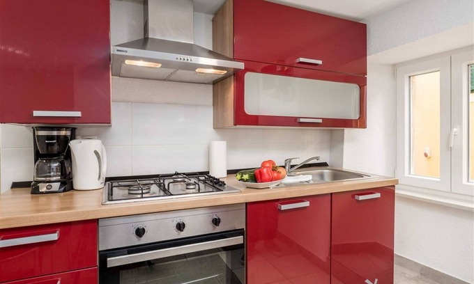 Lovran Apartment | Rona Apartment More