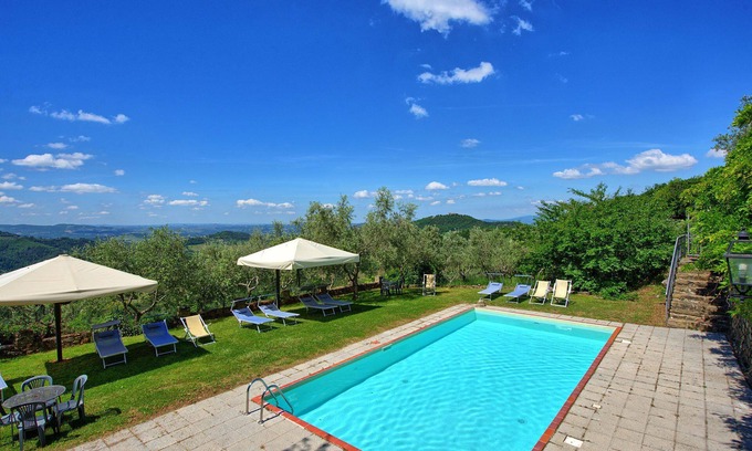 Greve in Chianti Apartment | Rondini - Apartment with swimming pool