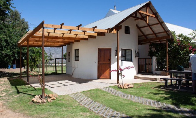 Prince Alfred Hamlet Apartment | Rooikraal Farm Rondawel