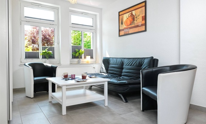 Am Schwarzen Busch Apartment | Room for three - Cozy room for 2 people right on the beach of Schwarzer Busch!
