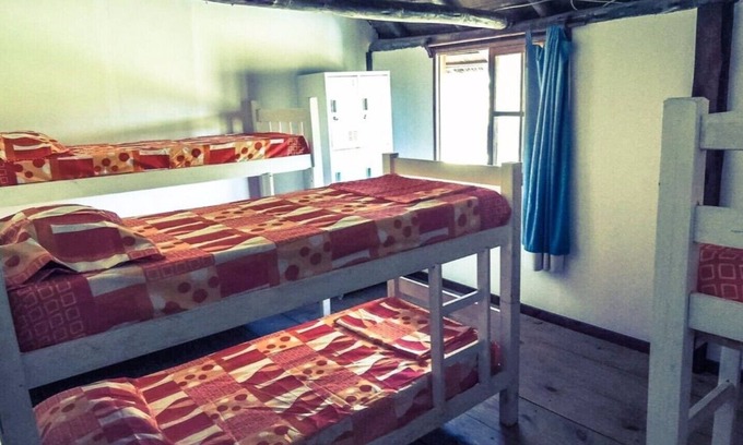 El Chorro Bed & Breakfast | ROOM I, 6 PEOPLE