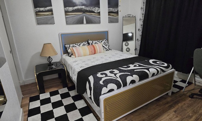 Lancaster House | room in a house with WiFi, AC, Microwave, Refrigerator, Tv, private entrance.