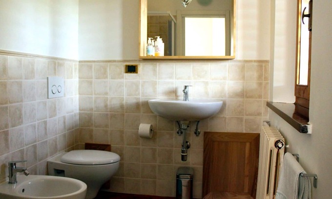Capannoli Bed & Breakfast | Room in the Tuscan countryside